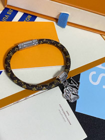 Louis Vuitton LV leather pattern printed bracelet-3759